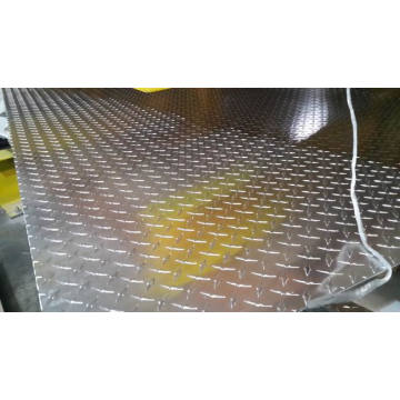 anti-slip aluminium plate with diamond pattern